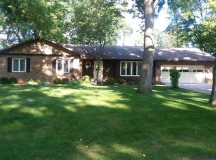 58444 Oakwood Ct, Elkhart, IN 46516