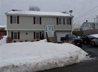 30 Terry Ln, Fall River, MA 02720