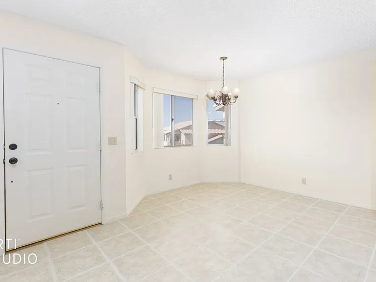 463 Mesa Blvd #201 — Photo 14