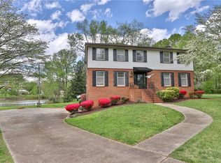 101 Nottidge Ct, Clemmons, NC 27012