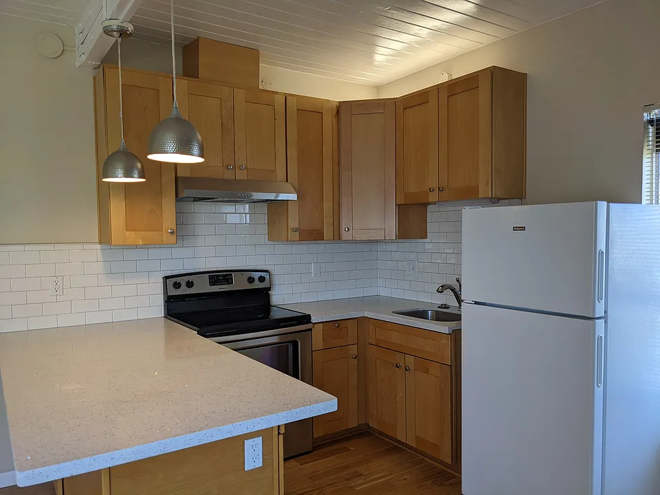 156 Missouri St #5