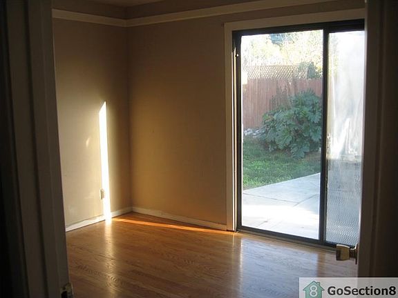 5th image of 10054 Bethel Ave