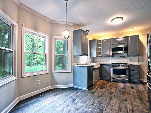 4th image of 26567 Hampton Woods Dr