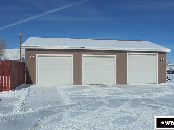 3rd image of 170 Mesa Dr