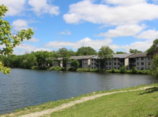 Half Moon Lake Apartments, Eau Claire, WI 54703