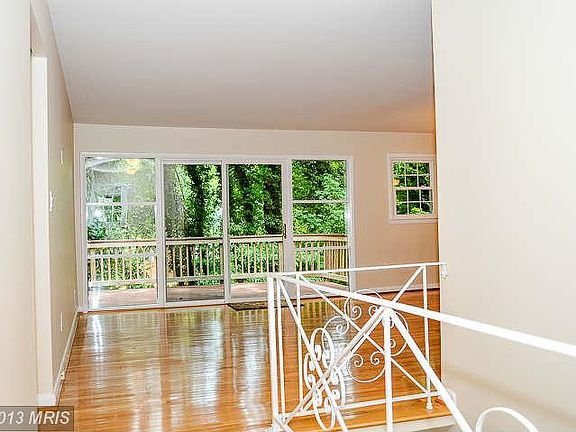 5th image of 3807 Tall Oak Ct