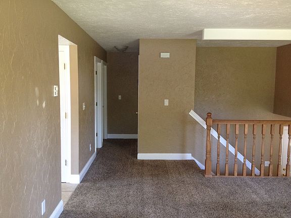 3rd image of 315 N Ladino Dr