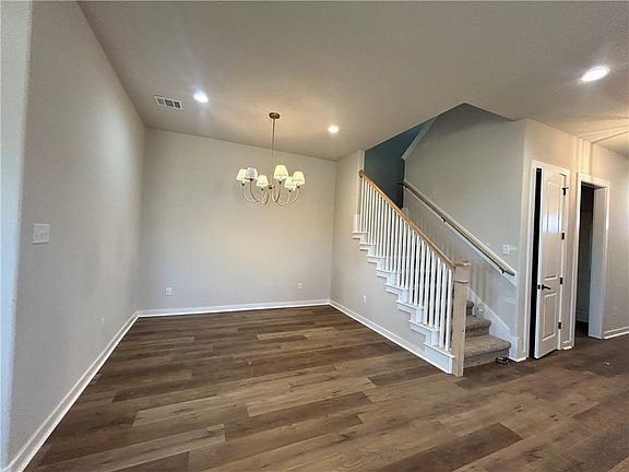3rd image of 2313 Agarita Ct