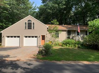 20 River Locks Rd, Kennebunk, ME 04043