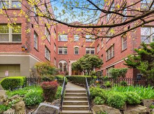 Queen's Court Condominiums, Seattle, WA 98109