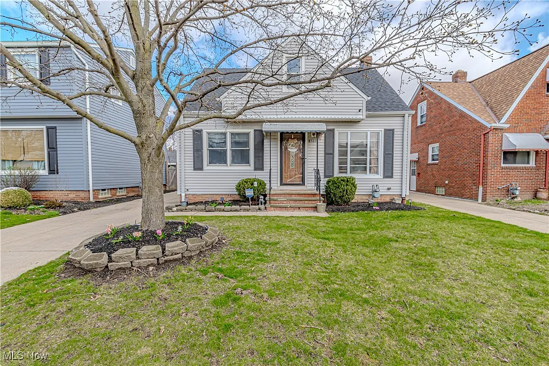 8502 Renwood Dr photo 1
