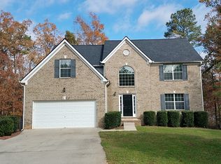 916 Calvo Ct, Hampton, GA 30228