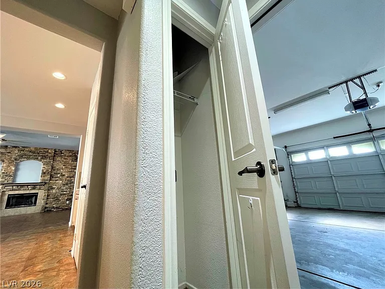 9222 Avon Park Ave — Photo 19