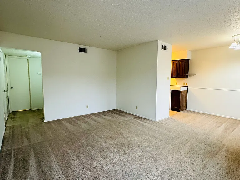 2901 Helena Ave — Photo 39