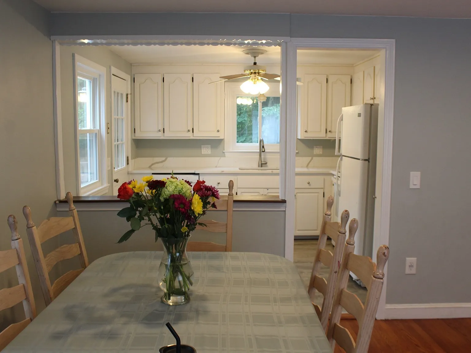 3 bed, 1470 sqft, $3,200 — Photo 4