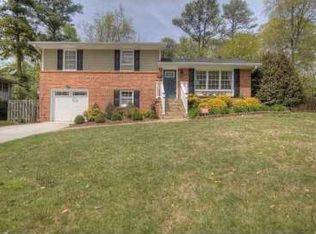 3006 Delcourt Dr, Decatur, GA 30033