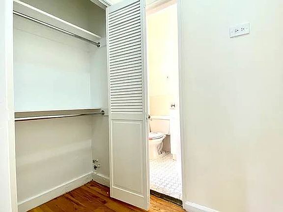4th image of 490 E 74th St APT 4D