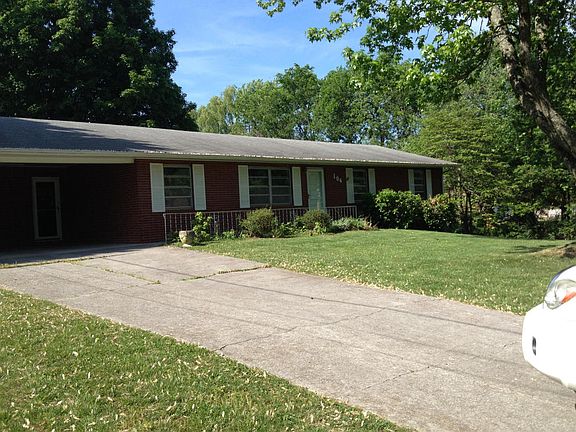 2nd image of 104 Barberry Dr