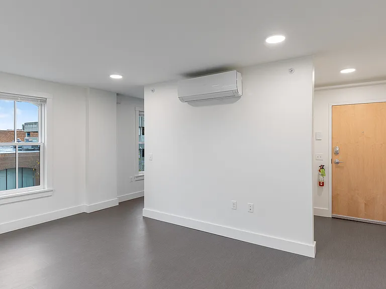 82 Church St #302 — Photo 6