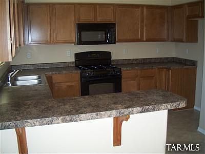 4th image of 735 W Firehawk Dr