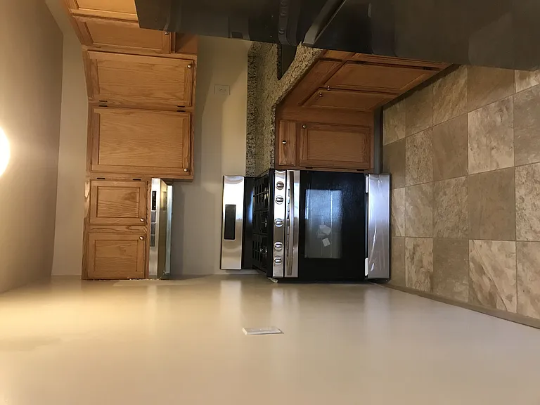 586 Main St — Photo 22