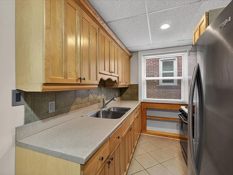 3637 Bowen — Photo 16