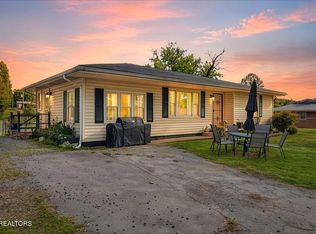 350 Stephens Rd, Greenback, TN 37742