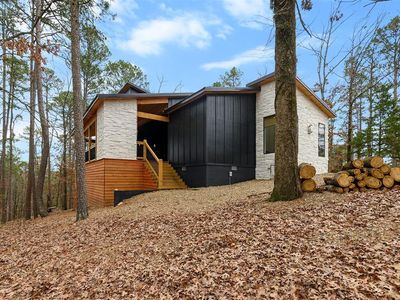 132 Hollow Creek Ln, Broken Bow, OK, 74728