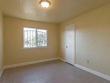 9374 Kirkby Ln — Photo 9