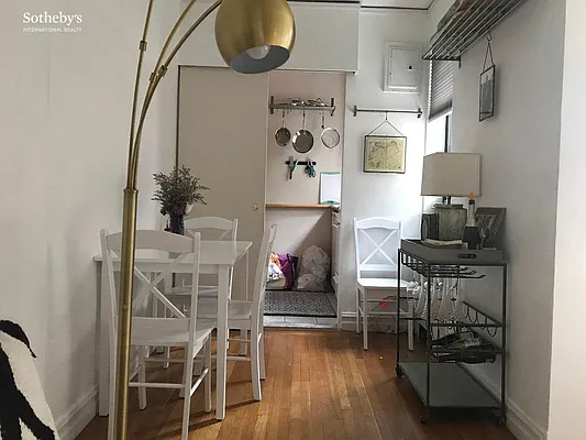 Rented by Sotheby's International Realty | media 9