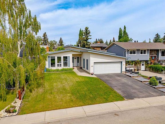2nd image of 7956 SE 71st Ave NW