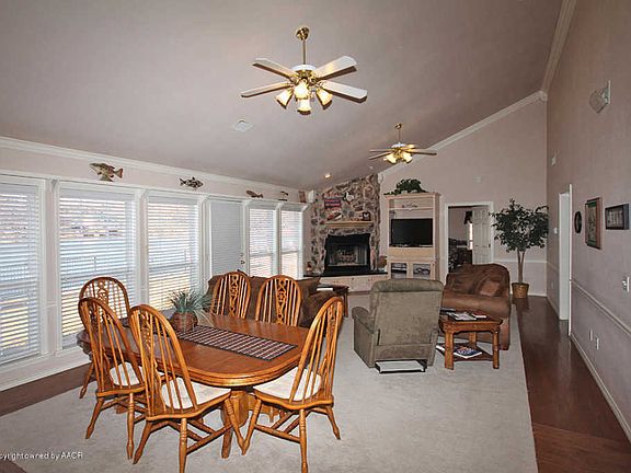 4th image of 320 N Shore Dr