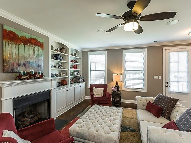 3218 Beaumont Centre Cir — Photo 6