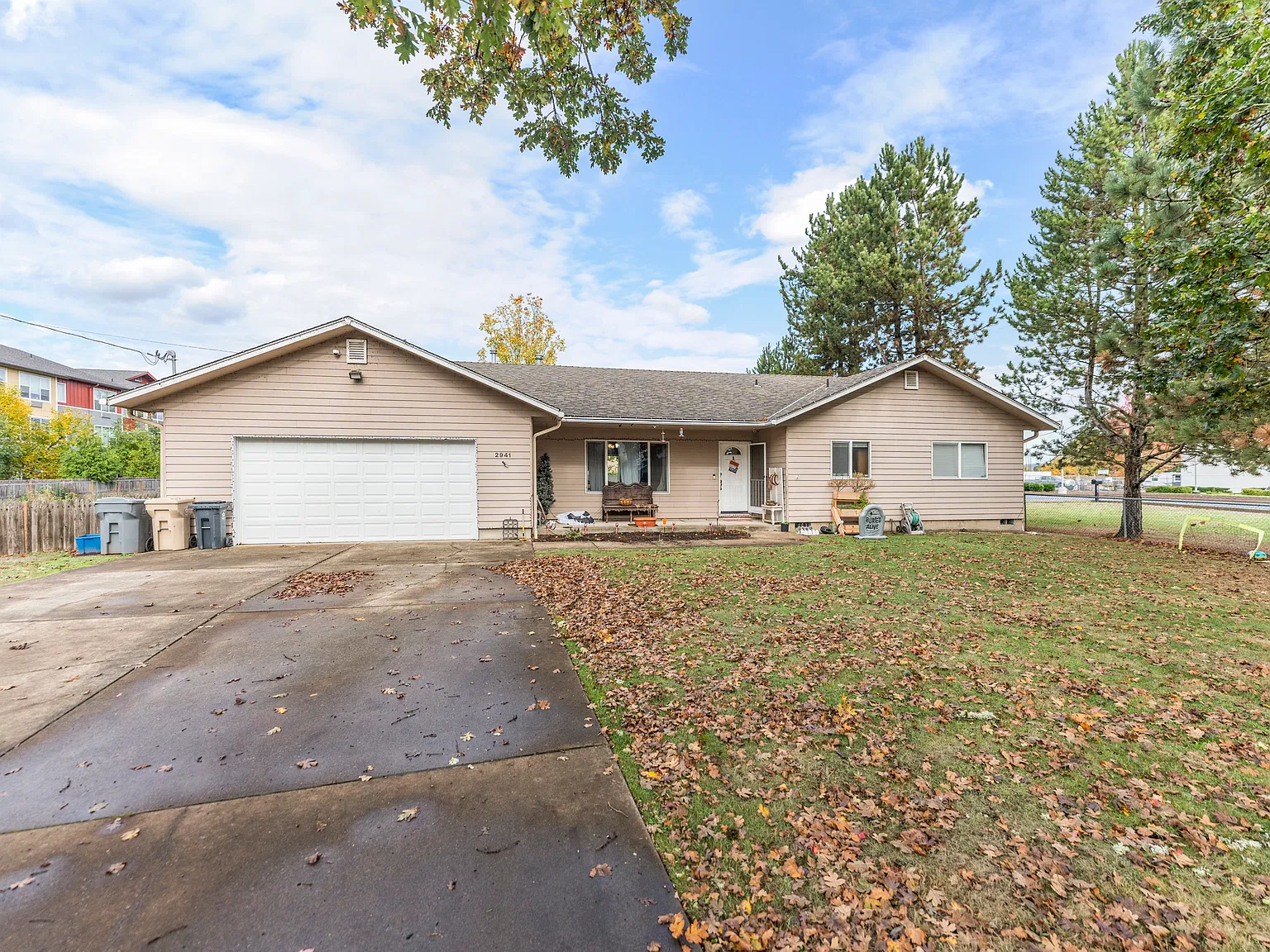 3 bed, 1724 sqft, $2,200 — Photo 1