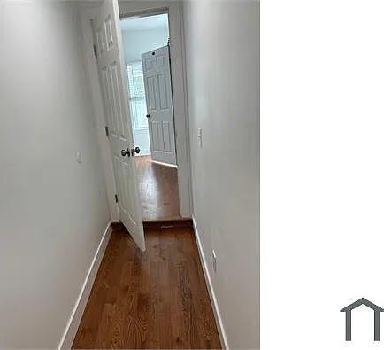 5208 Dix St NE — Photo 17