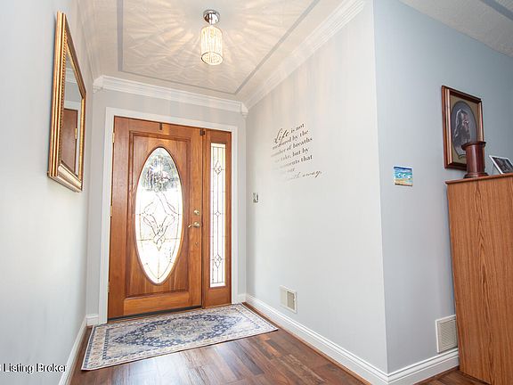 4th image of 288 Beechwood Ave