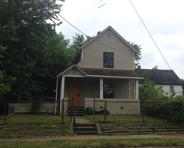 1st image of 398 W Thornton St