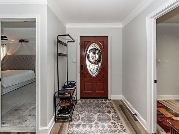 3rd image of 7955 Red Birch Cir