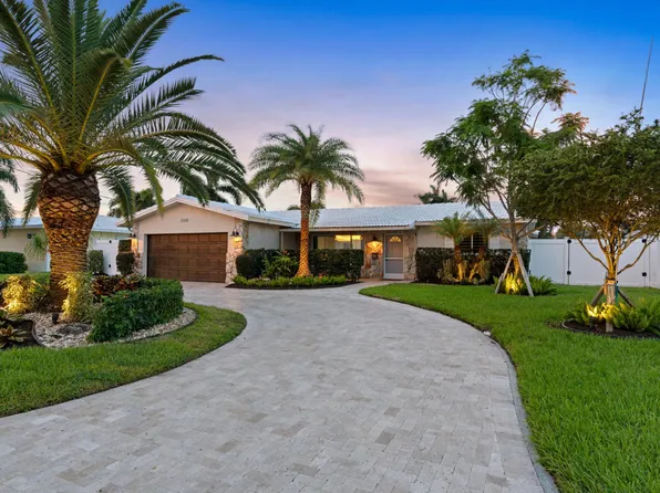 1100 NE 27 Avenue, Pompano Beach, FL 33062