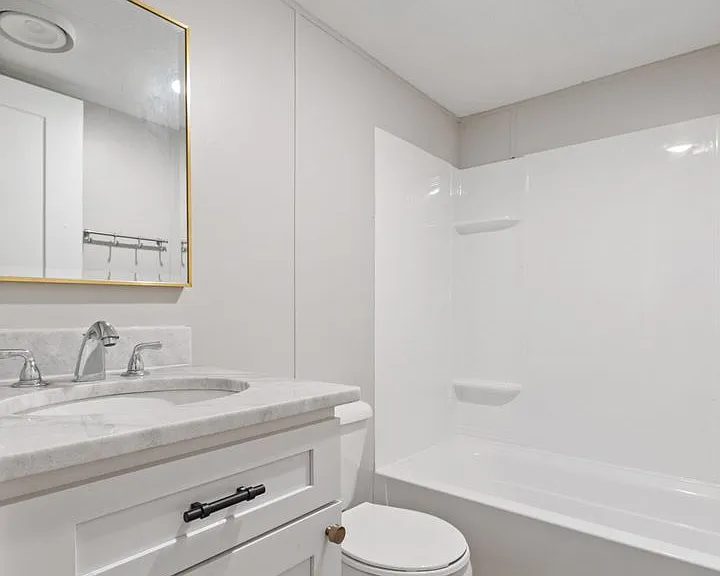 215 Loranger Dr — Photo 21
