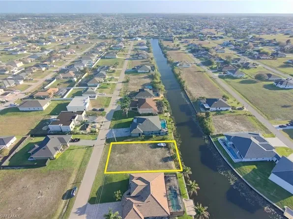 312 NW 26th AVE, CAPE CORAL, FL 33993