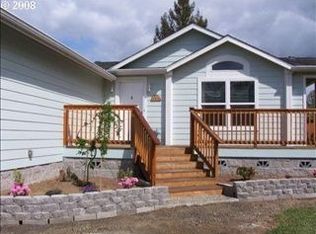 935 Curry Rd, Roseburg, OR 97471