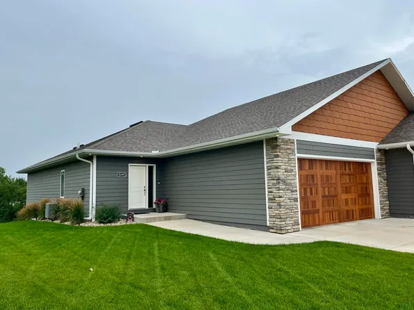 4244 Fremar Dr, Sioux City, IA 51104