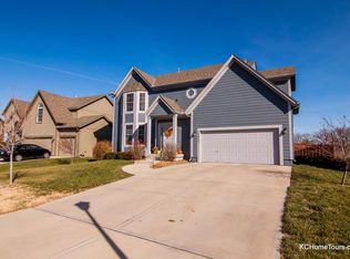 14943 S Violet St, Olathe, KS 66061