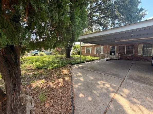 5310 Westover St, Houston, TX 77033