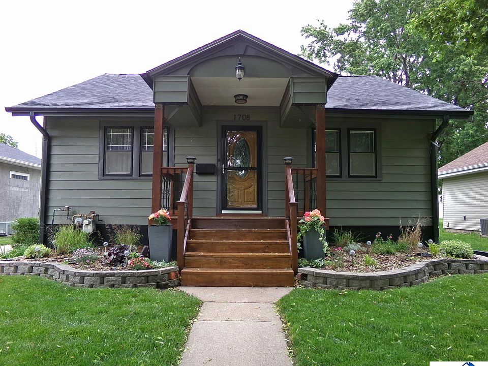 1st image of 1708 Grant St