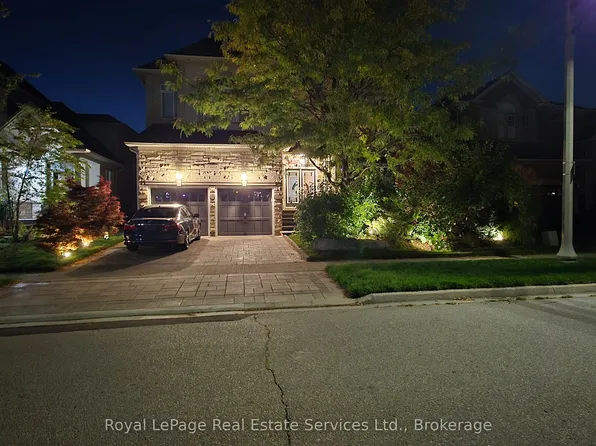 1468 Ferncrest Rd, Oakville, ON L6H 7W2