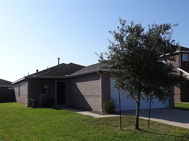 1st image of 10806 Creek Mist Dr