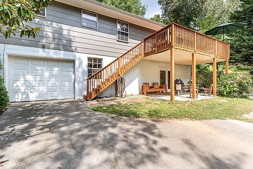 3212 Berkley Dr Photo 1