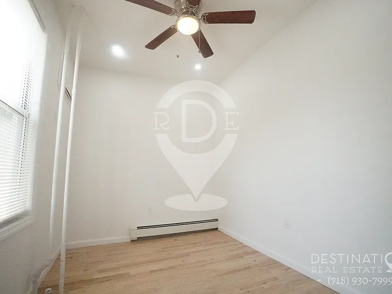312 48th St #1 — Photo 18